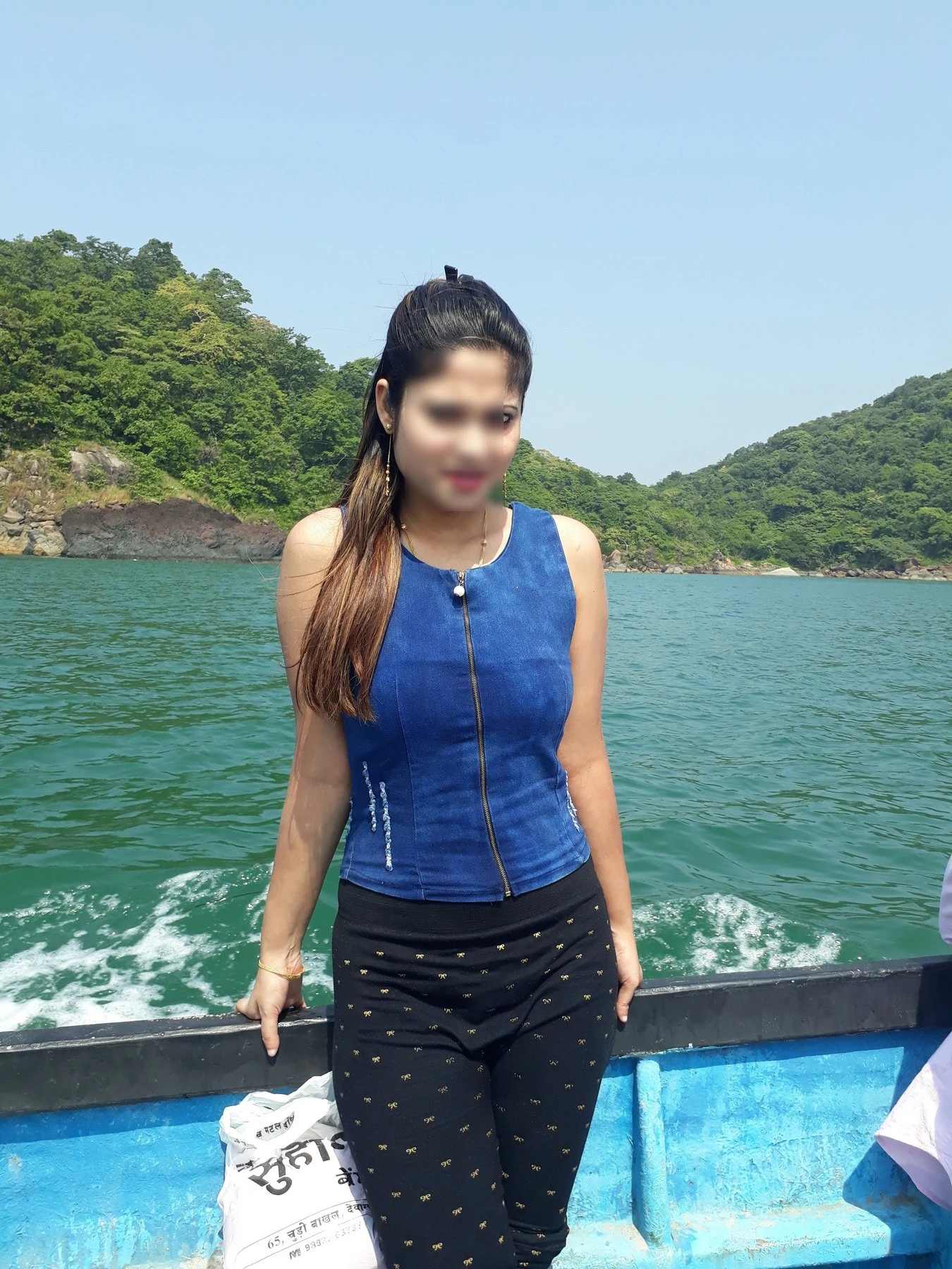RIYA NO ADVANCE PAYMENT CALL GIRL – Indian escort agency in Candolim, Goa, Escort, Candolim