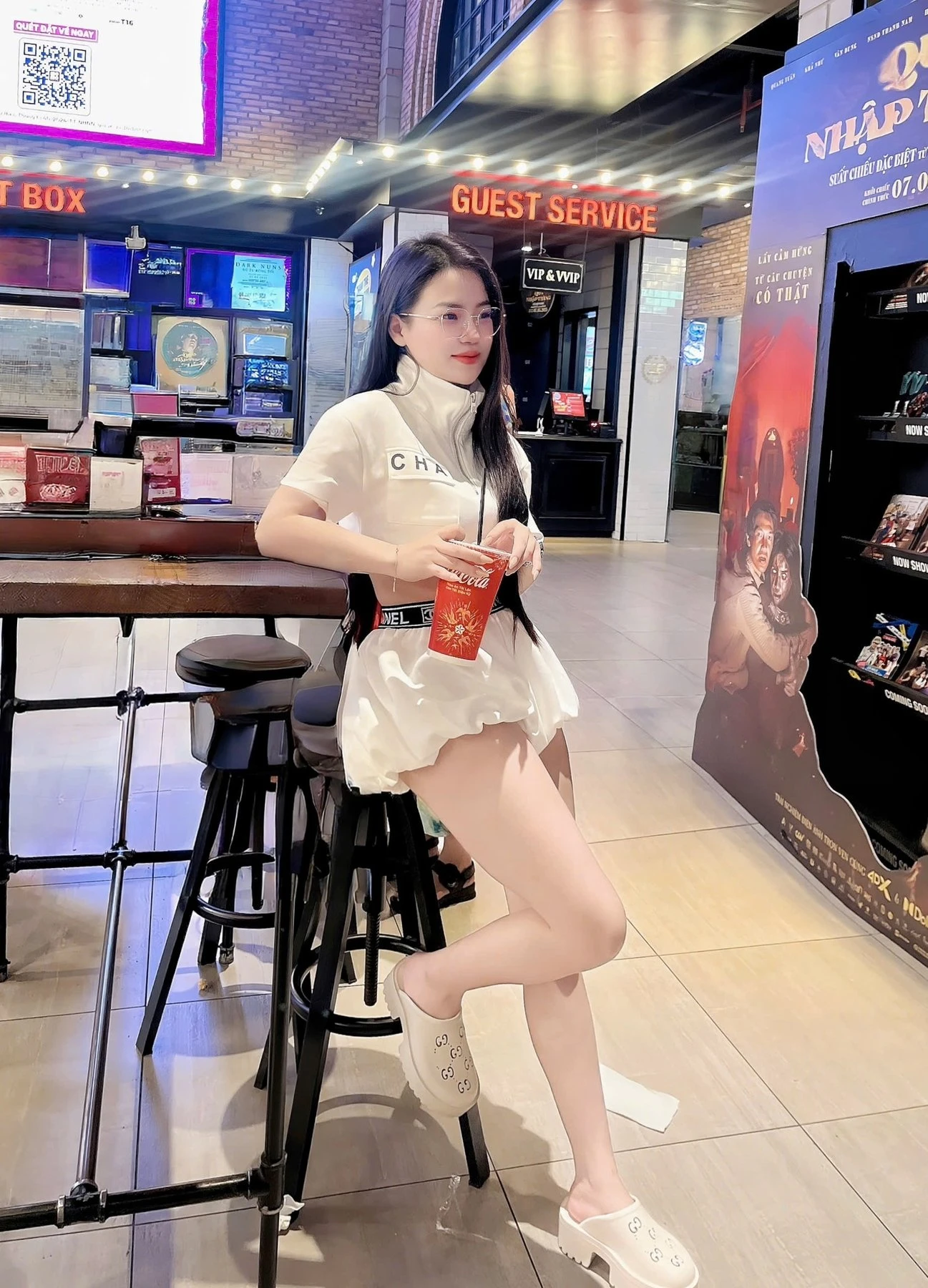 Uyên Nguyên – Vietnamese escort in Da Nang — 5 / 6