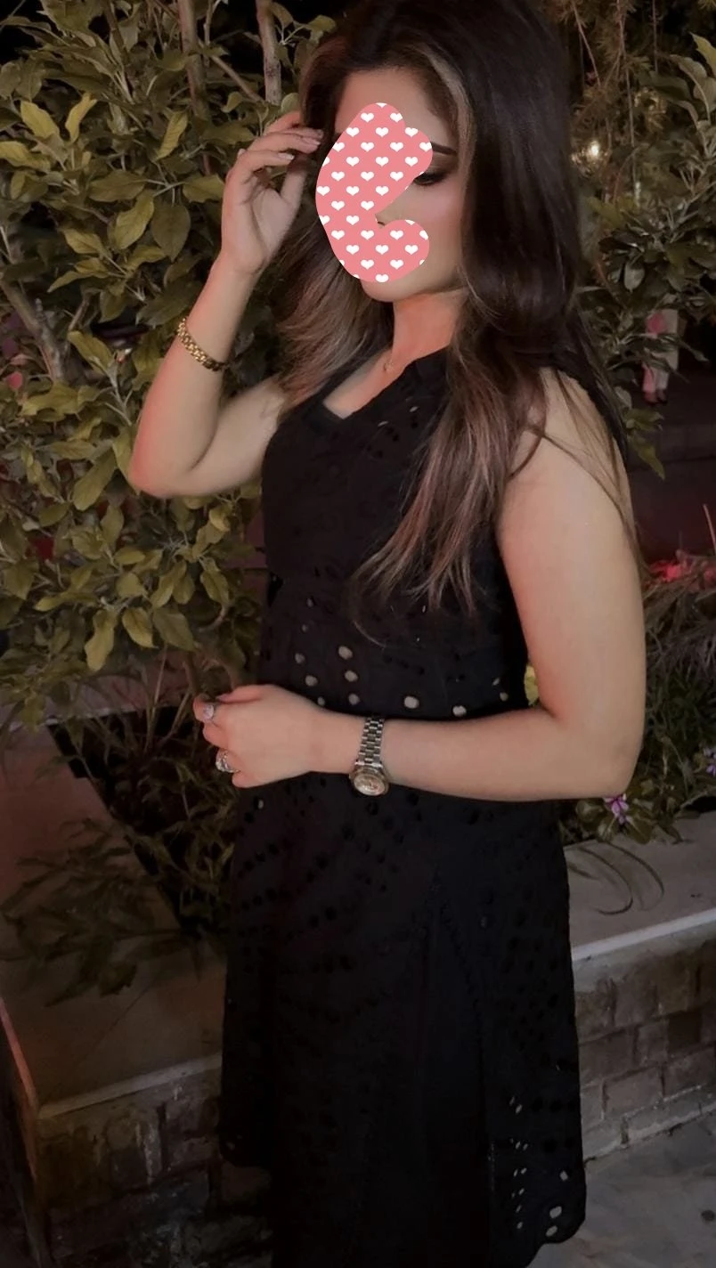Chavvi Sharma – Indian escort in Noida — 4 / 5