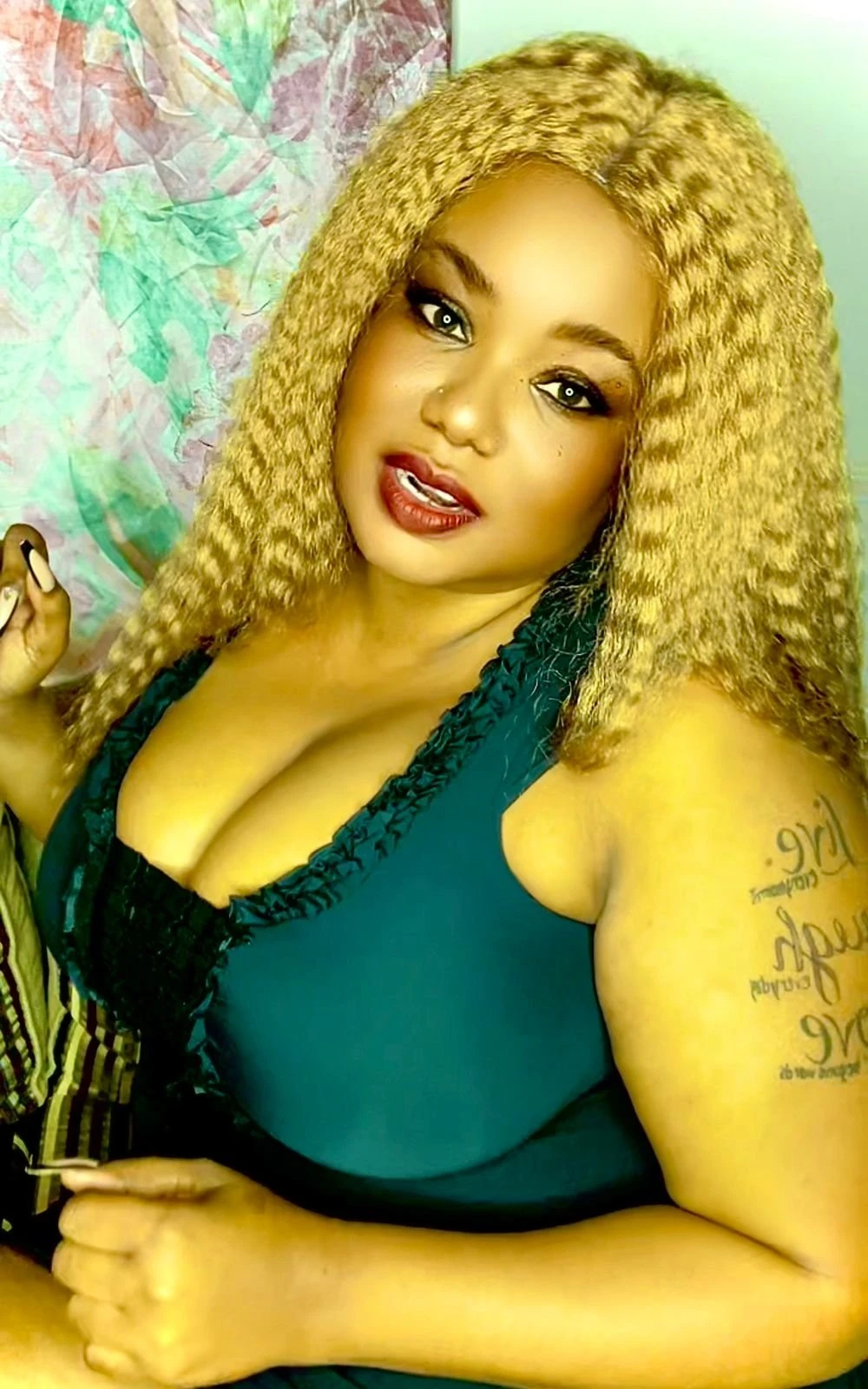 Thick Madam – South African dominatrix in Beirut, Escort, Beirut