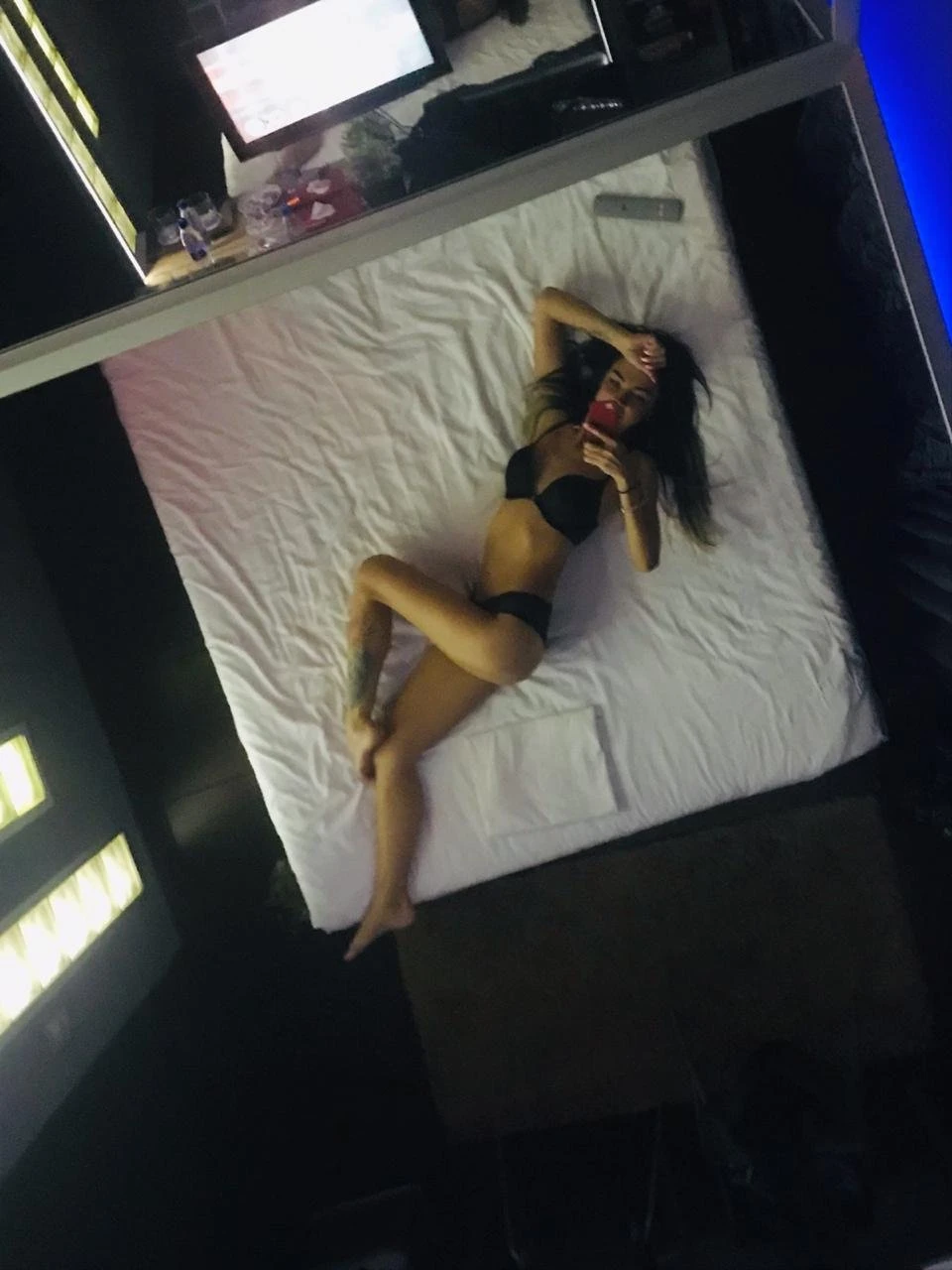 Yana – Ukrainian masseuse in Malta — 2 / 5