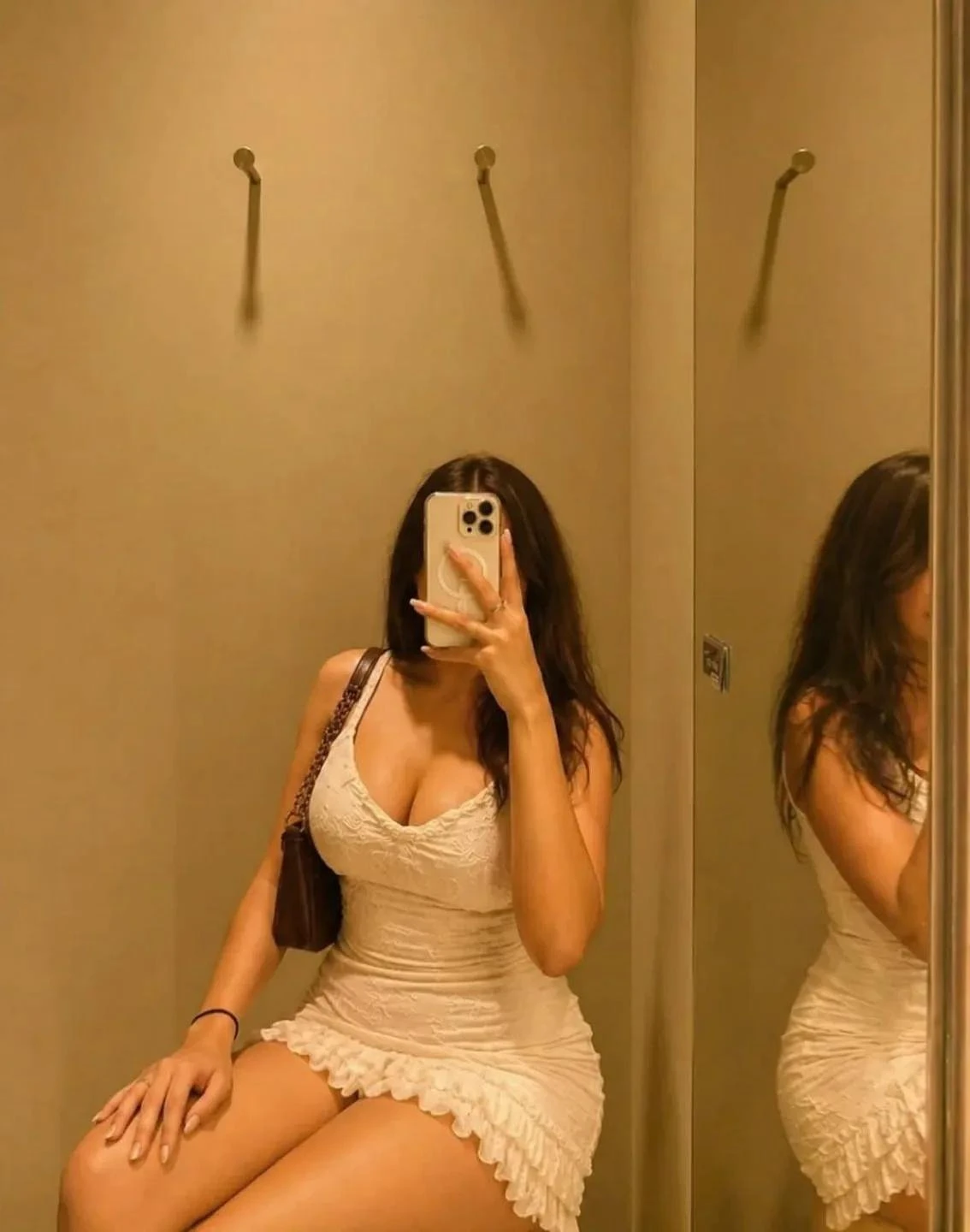 Kiara Cam and Real Meet – Nepalese escort in Kathmandu — 2 / 5