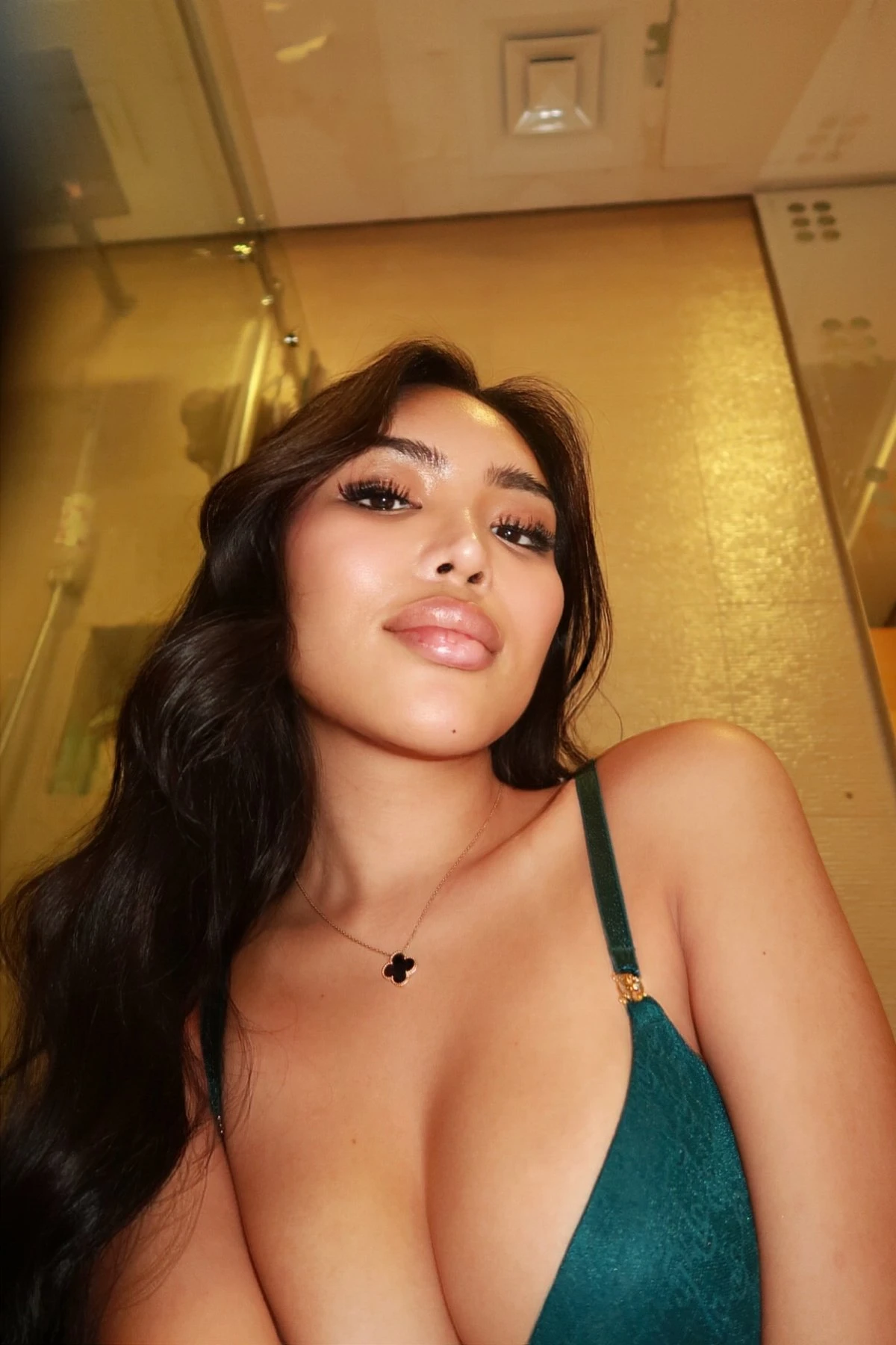 MARIA: The Forbidden Fantasy – Mexican escort in Mumbai — 3 / 28