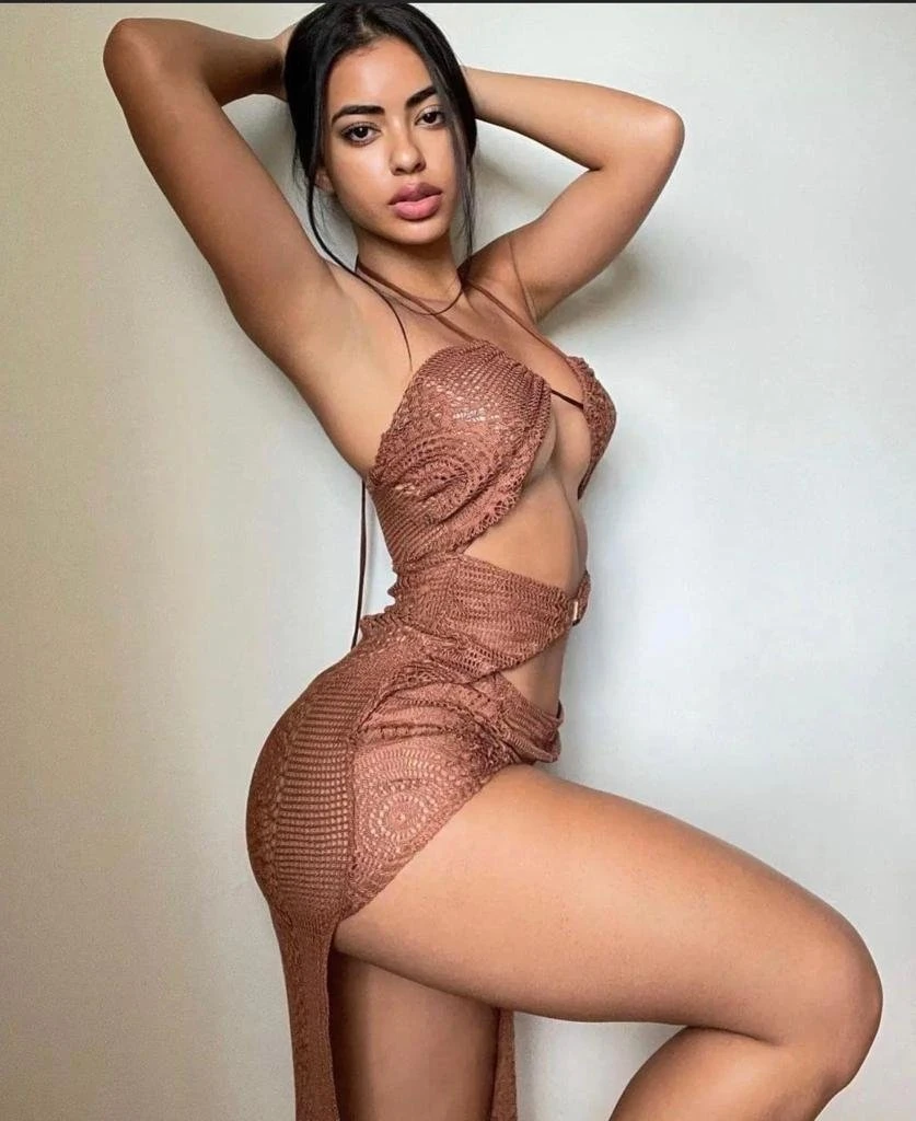 Ysabella – Israeli escort in Hong Kong — 8 / 9
