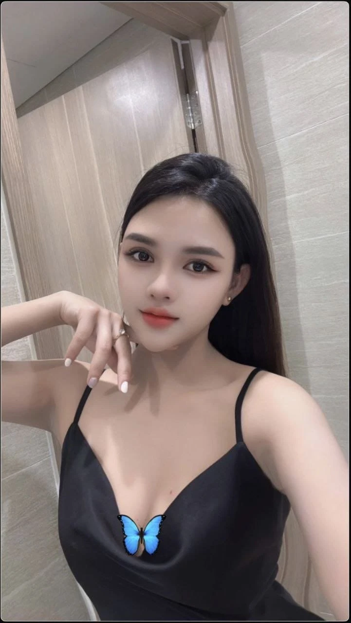 Saylee – Indonesian escort in Shillong — 2 / 5