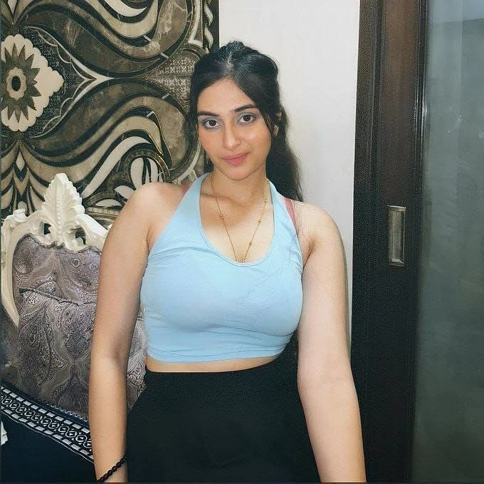 Nikita Sharma – escort in Mumbai — 4 / 7