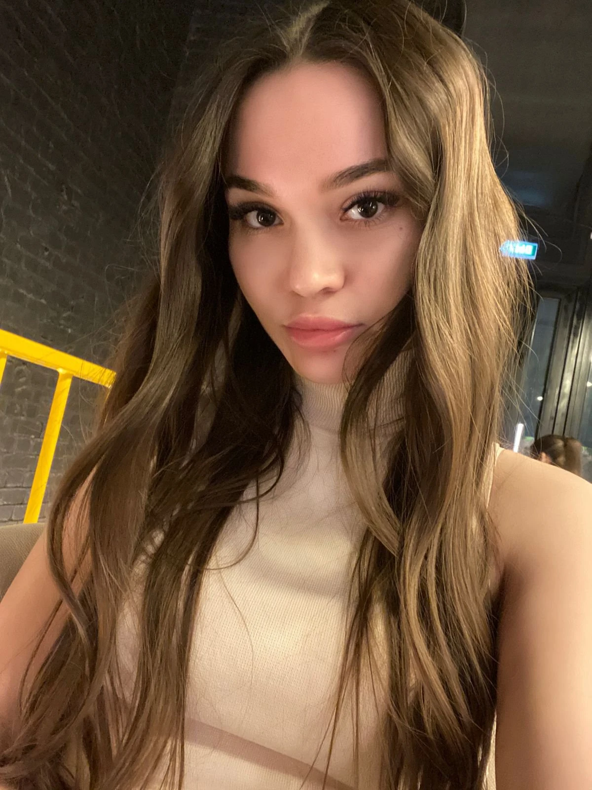 Mishell – Russian escort in Beirut — 14 / 15