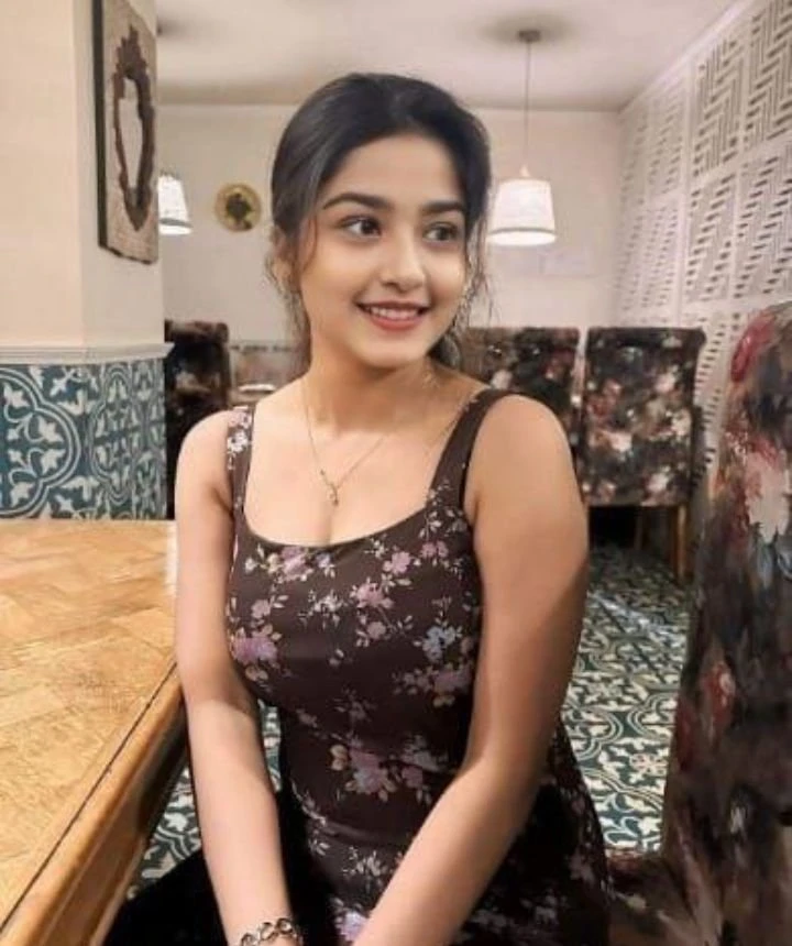 Sheetal – escort in Maldives — 2 / 3