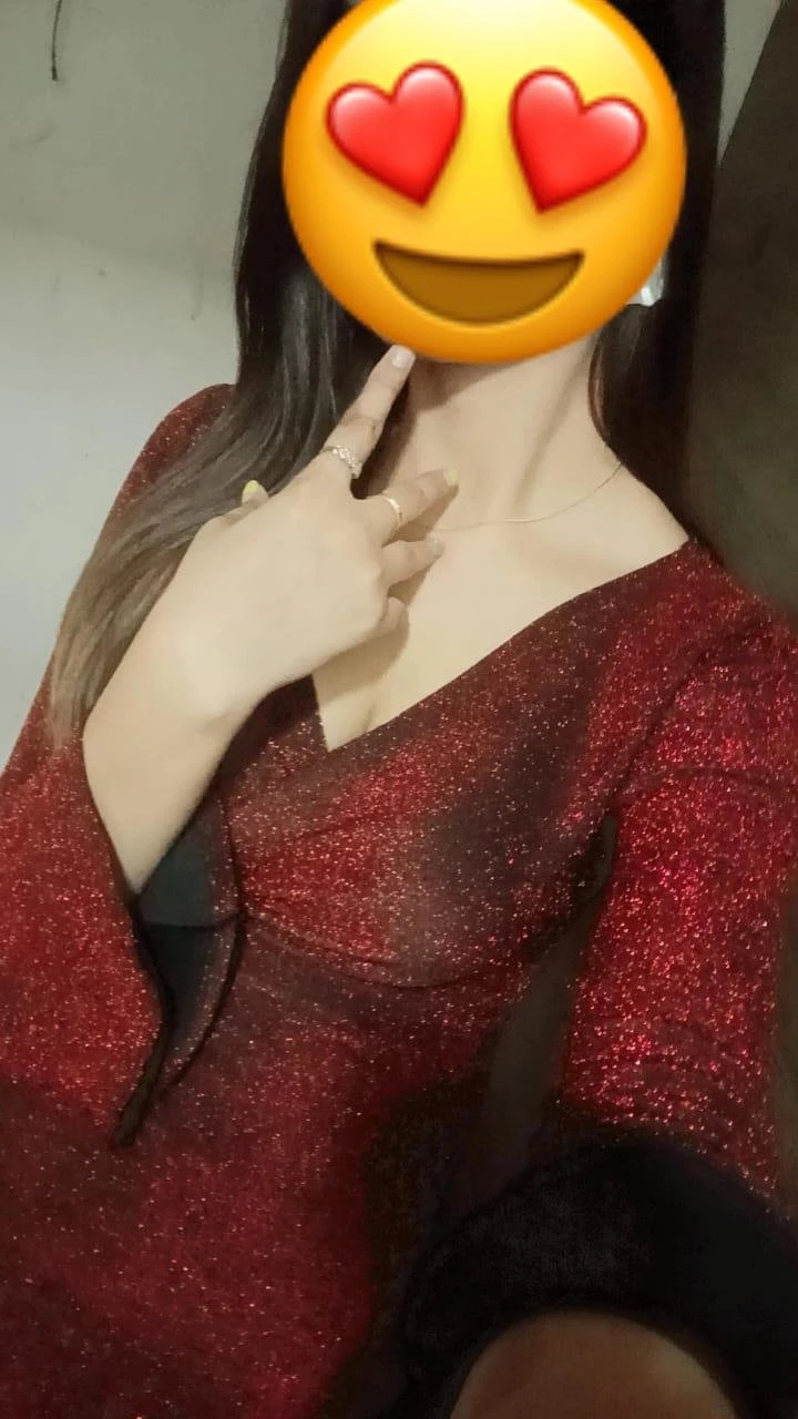 Shelley – Indian escort in New Delhi — 2 / 8