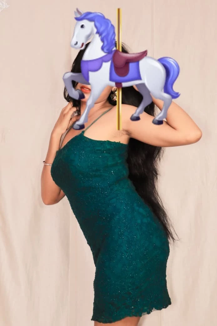 Neha – Indian escort in New Delhi — 4 / 11