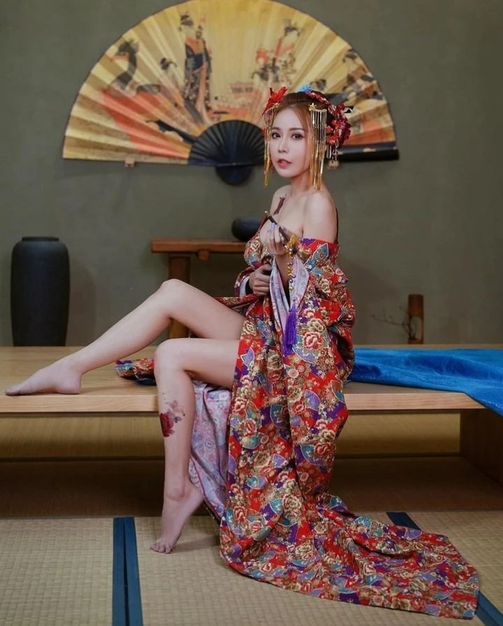 Maggie independent – South Korean escort in Hong Kong — 18 / 30
