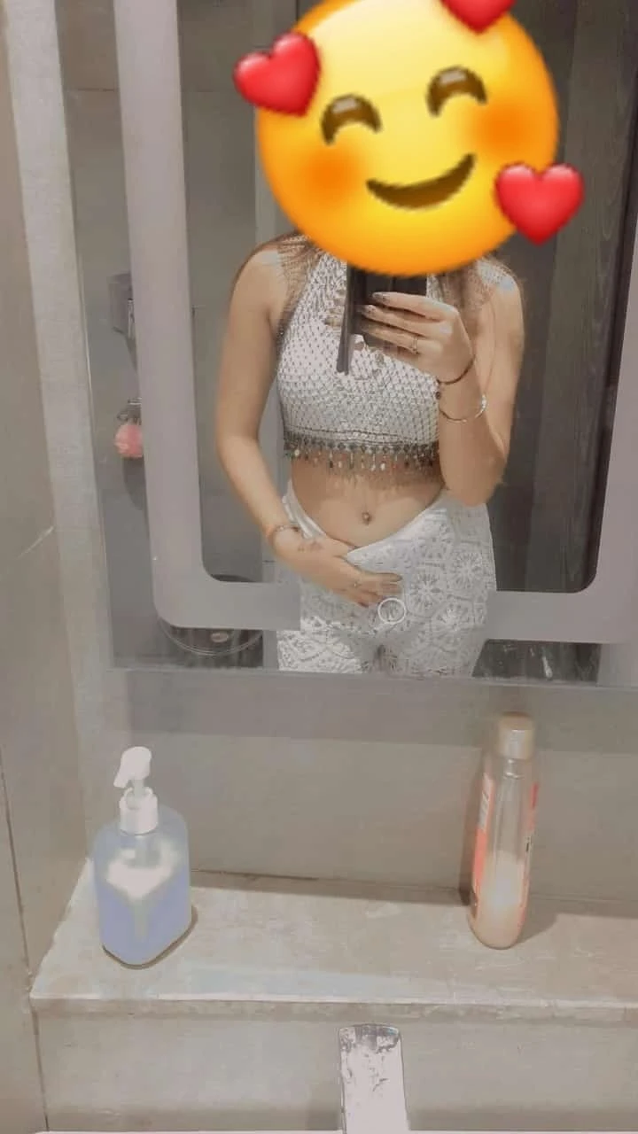 Avni – Indian escort in New Delhi — 4 / 7