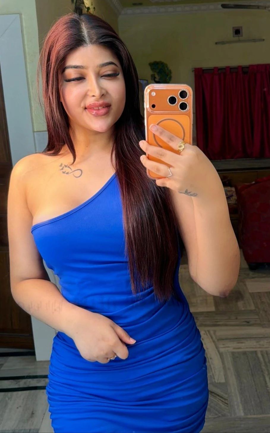Aphrodite for NUDE CAM SHOW,SEXTING 🥵🥵 – Indian escort in New Delhi — 8 / 31