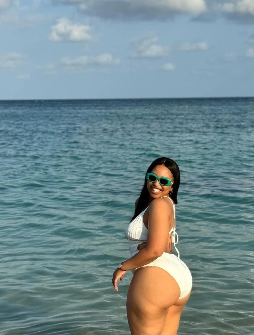 Princess Asslover – Barbadian escort in Beirut — 3 / 4