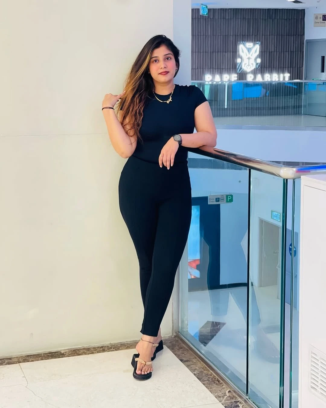 Dhruvi – Indian escort in Navi Mumbai — 2 / 4