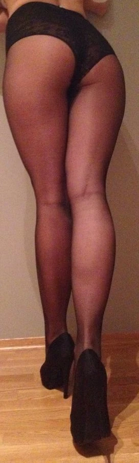 Adrianna23foot Fetish – Polish escort in Oslo — 9 / 11