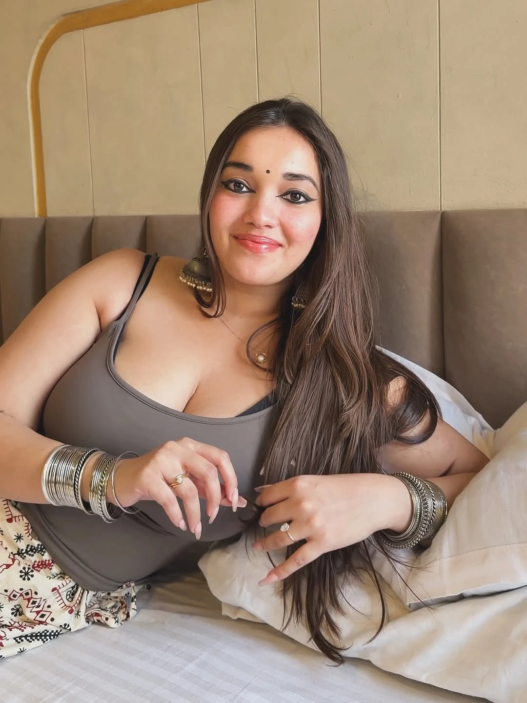 Ridhika – Indian escort in Visakhapatnam, Escort, Visakhapatnam