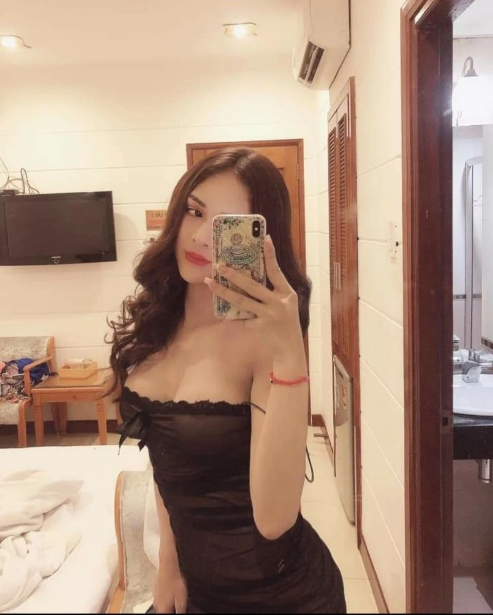 Weiwei – Taiwanese escort in Da Nang — 6 / 7
