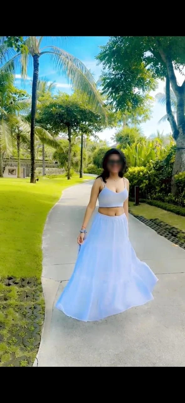 Priya – Indian escort in Mumbai — 4 / 6