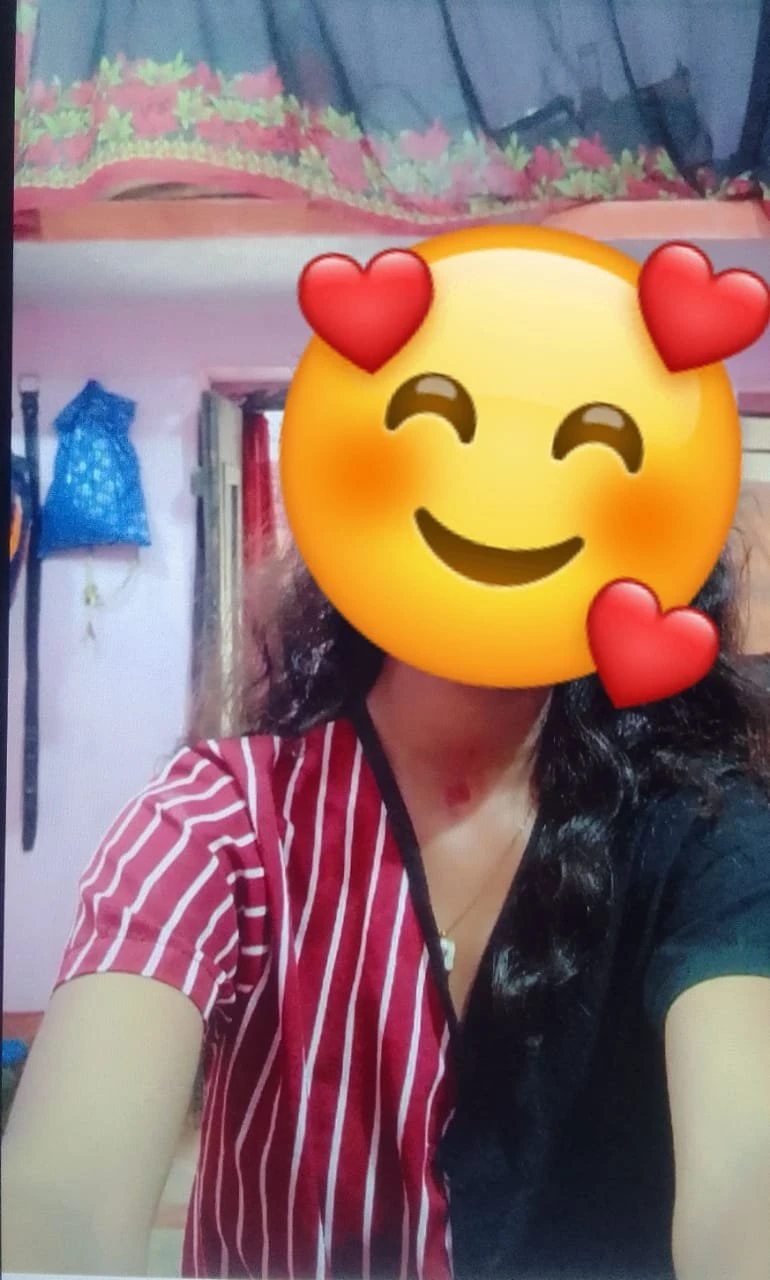 Monika Cam and Meet – Indian escort in Hyderabad — 1 / 4