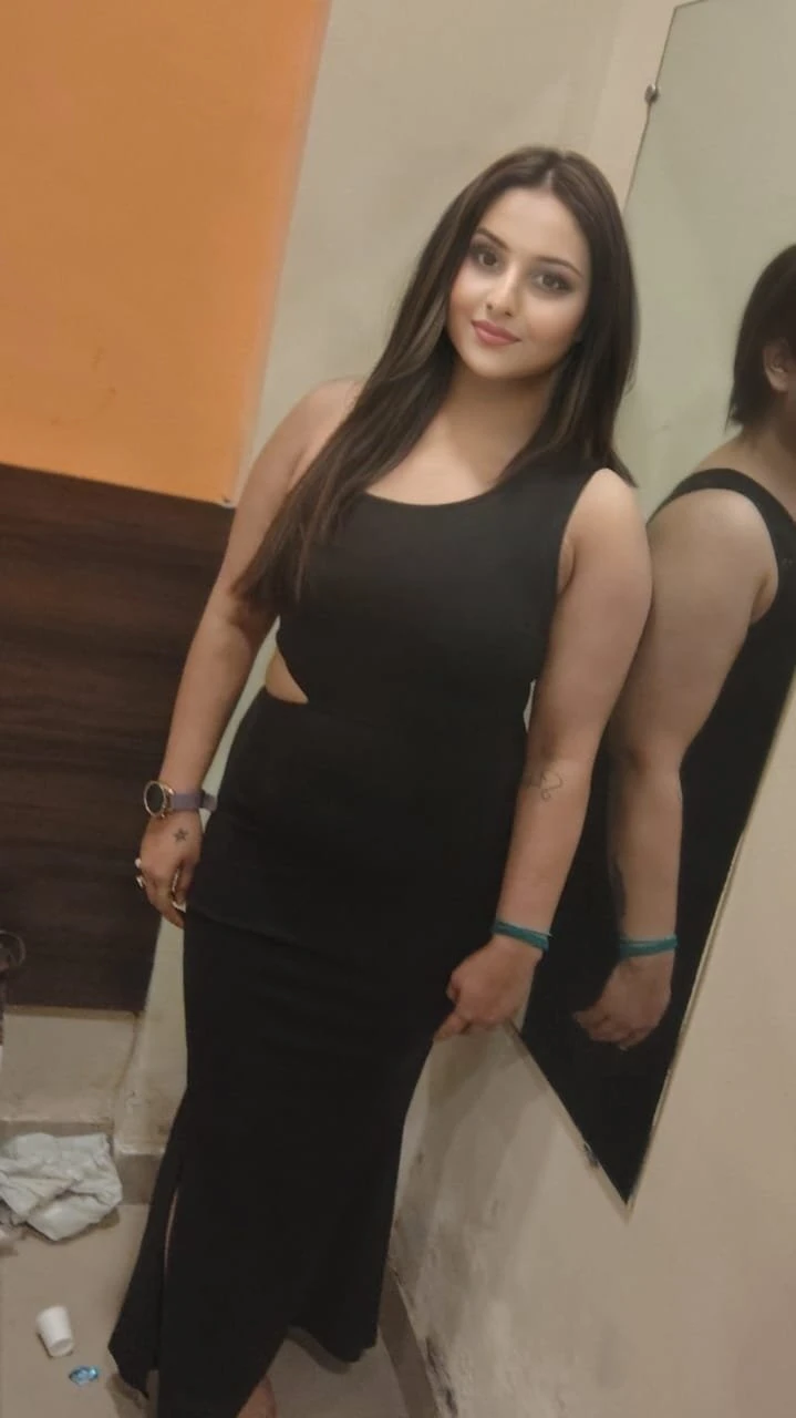 Arohi Escorts and Call Girls – Indian escort in Nagpur — 3 / 7