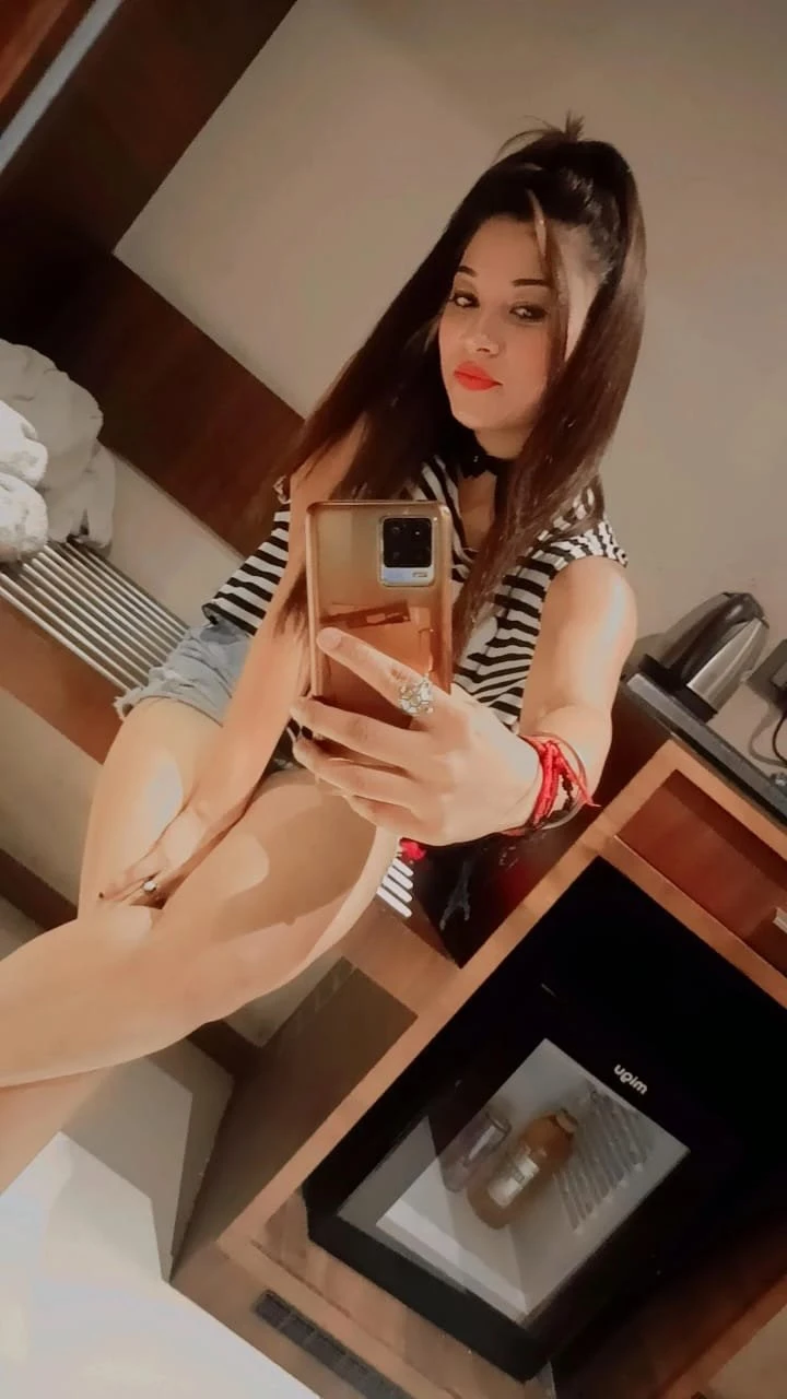 Nisha – Indian escort in New Delhi — 5 / 7