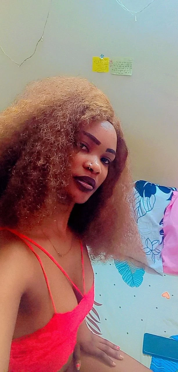 Maya Waters – South African escort in Kathmandu — 4 / 13