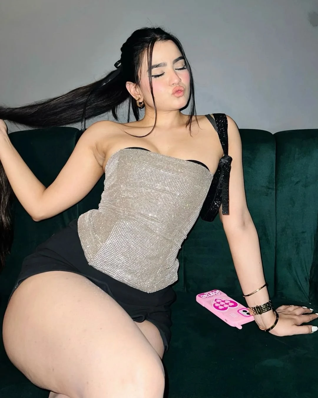 Aadhya Best Vip Escort Service in Luckno – Indian escort in Lucknow — 4 / 7
