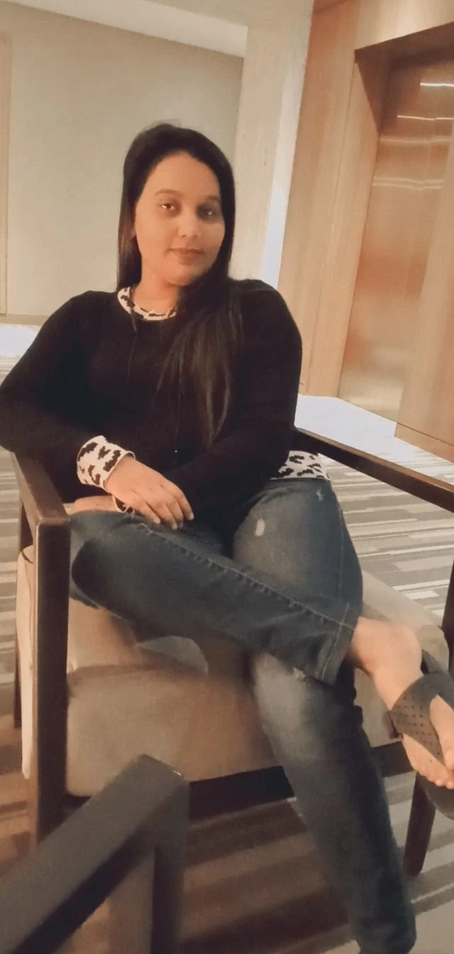 Riya Patel (Real Meet Service) – Indian escort in Mumbai — 2 / 3