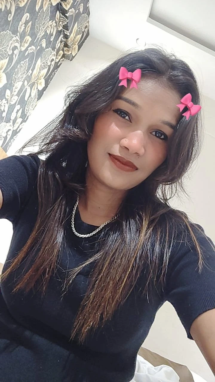 Amisha Patel – Indian escort in Surat — 3 / 12