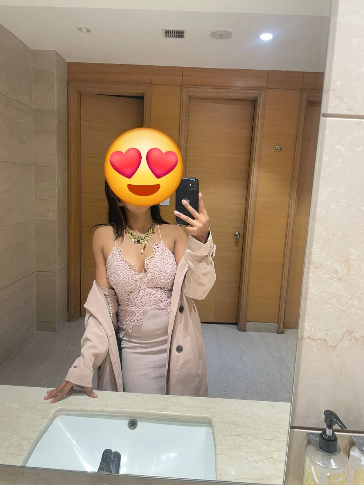 Akshita Singh – Indian escort in Noida, Escort, Noida