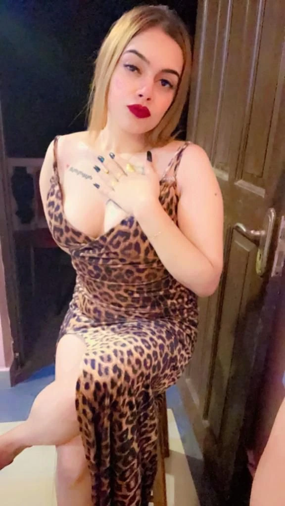 Monika Real Meet Profile – Indian escort in Chennai — 1 / 5