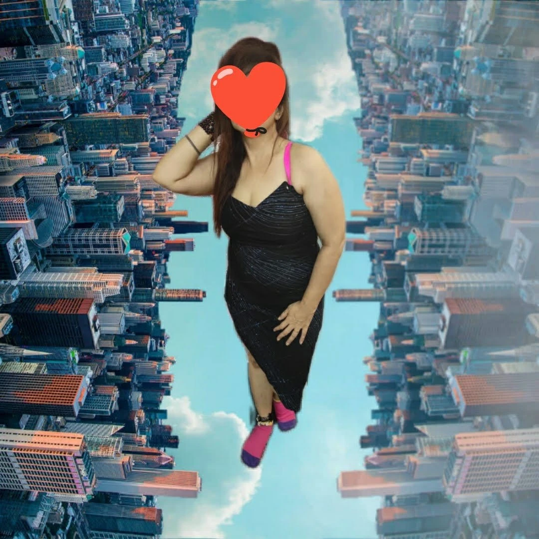 Sabrina – Indian escort in Mumbai — 4 / 7