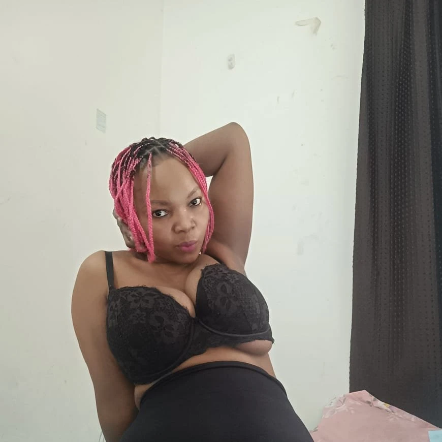Nisha – South African escort in Vadodara — 3 / 6