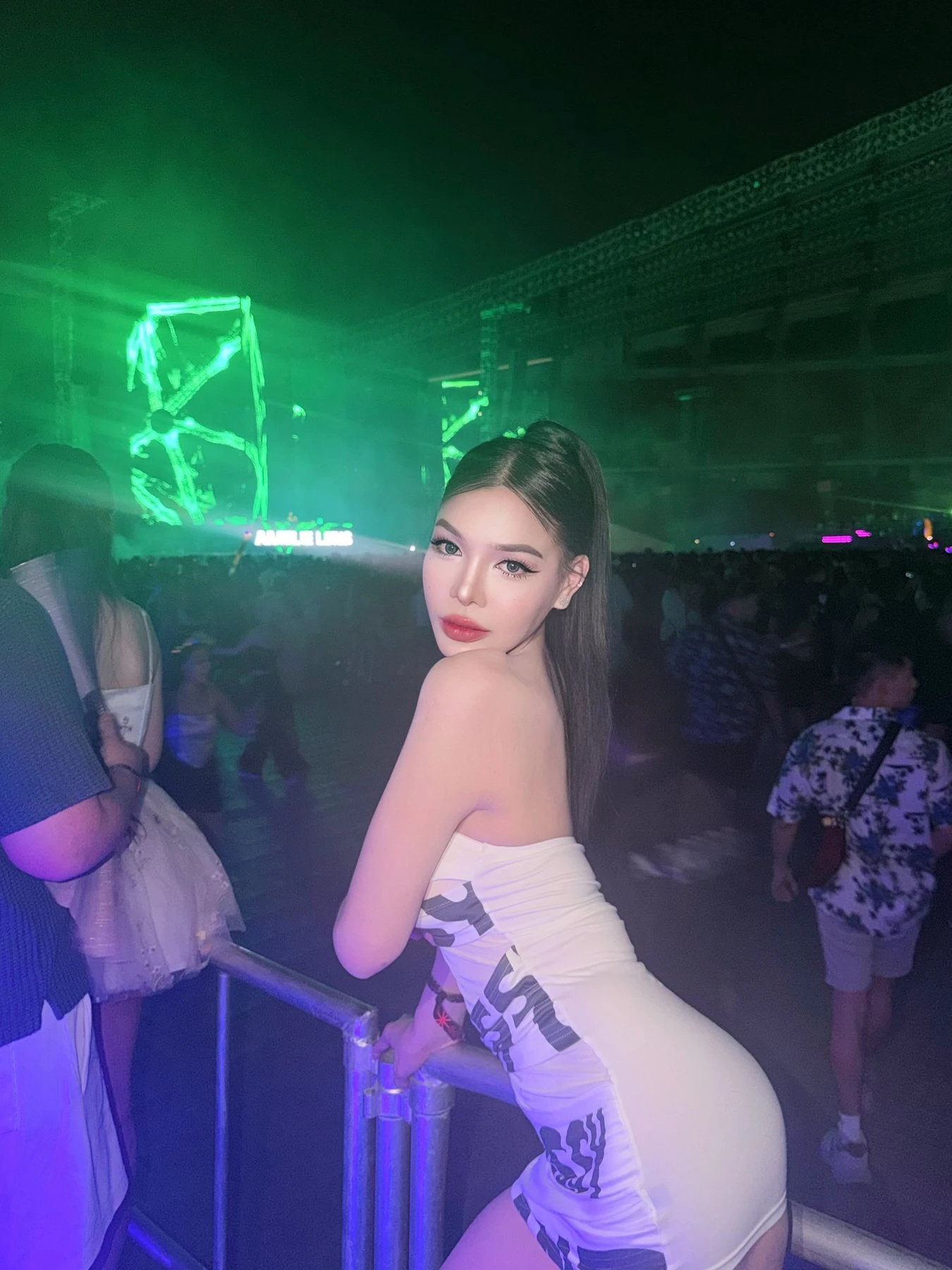 Lala lalila – Thai escort in Macao — 18 / 24