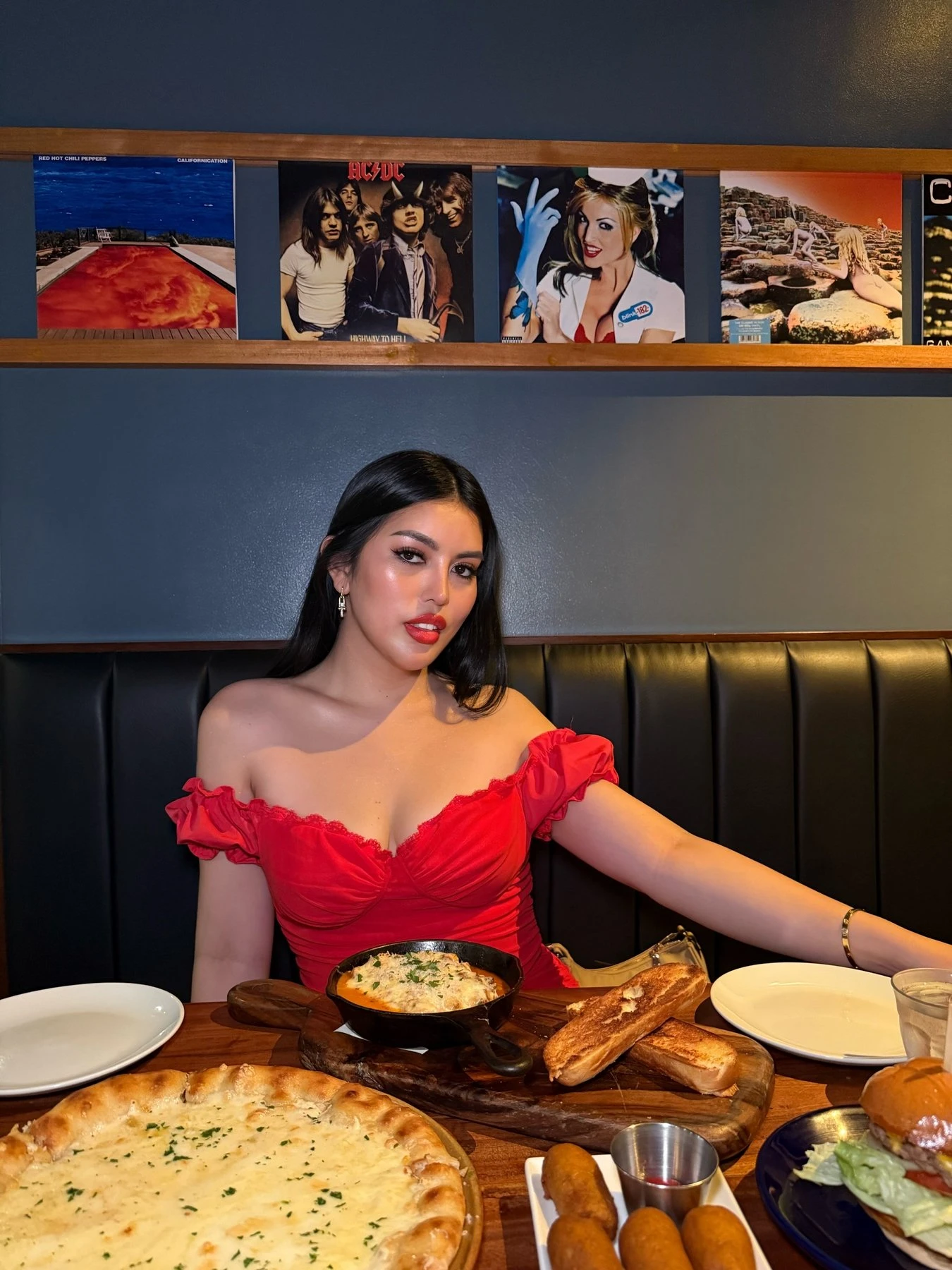 Vee – Filipino escort in Pyeongtaek — 2 / 10