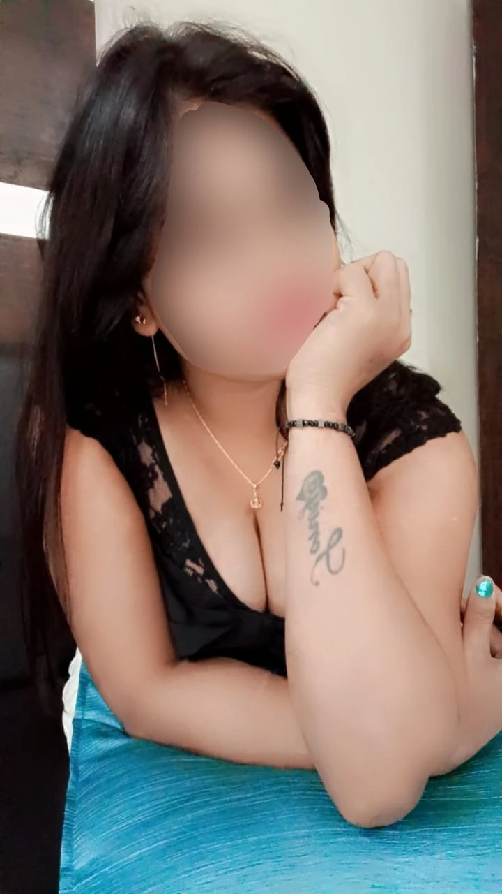 Khusi – Indian escort in Hyderabad — 3 / 5