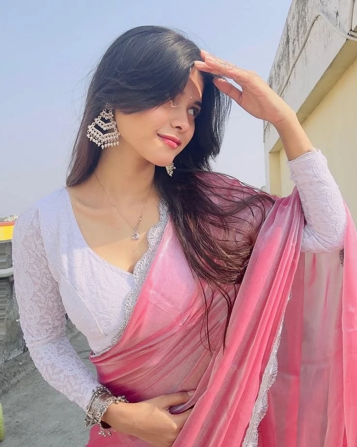 Anushka – escort in Kolkata — 2 / 5