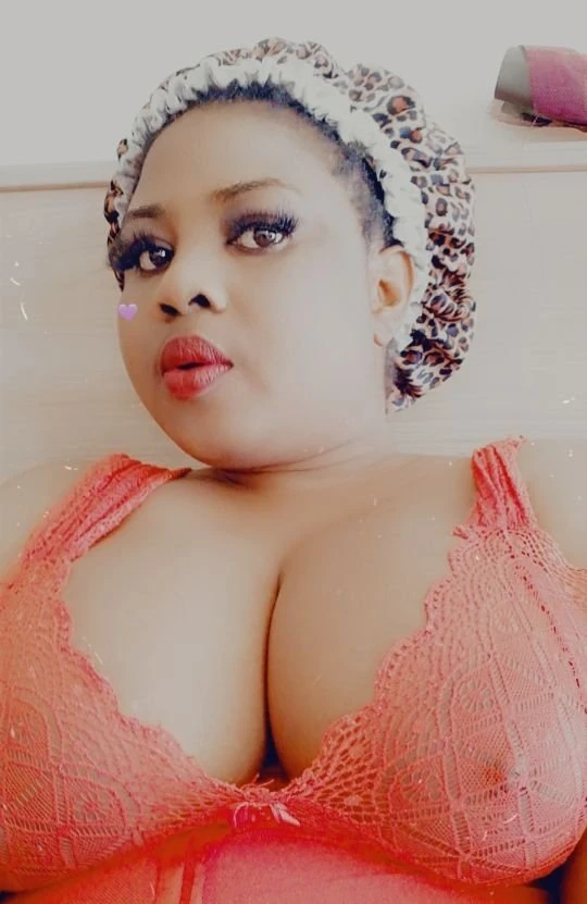 Nina – Jamaican escort in Beirut — 3 / 4