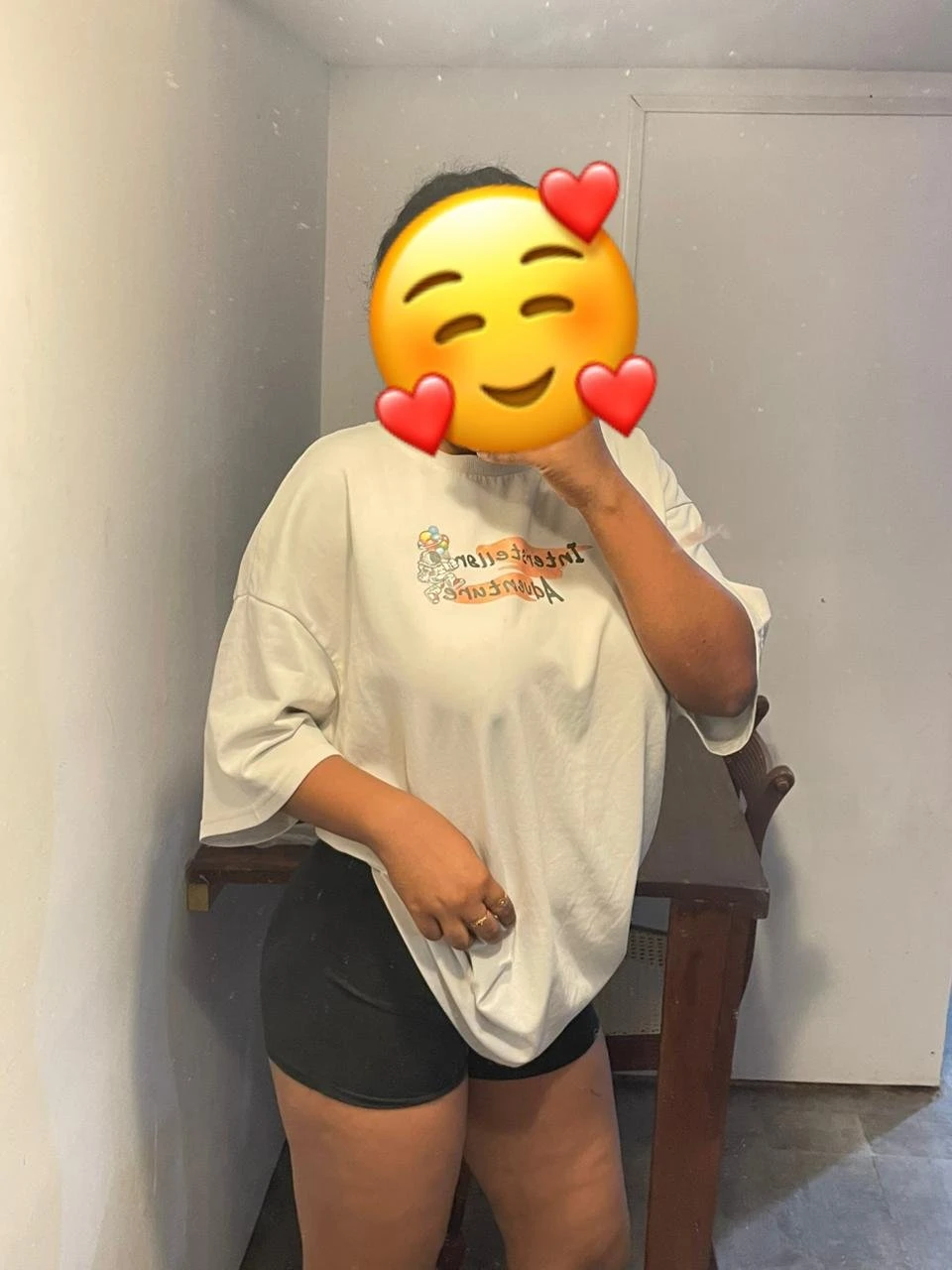 Malshi (Bi) – Sri Lankan escort in Colombo — 4 / 5