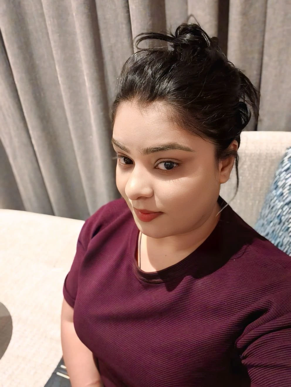 Maya (Cam/real) Meet – Indian escort in Pune — 1 / 2