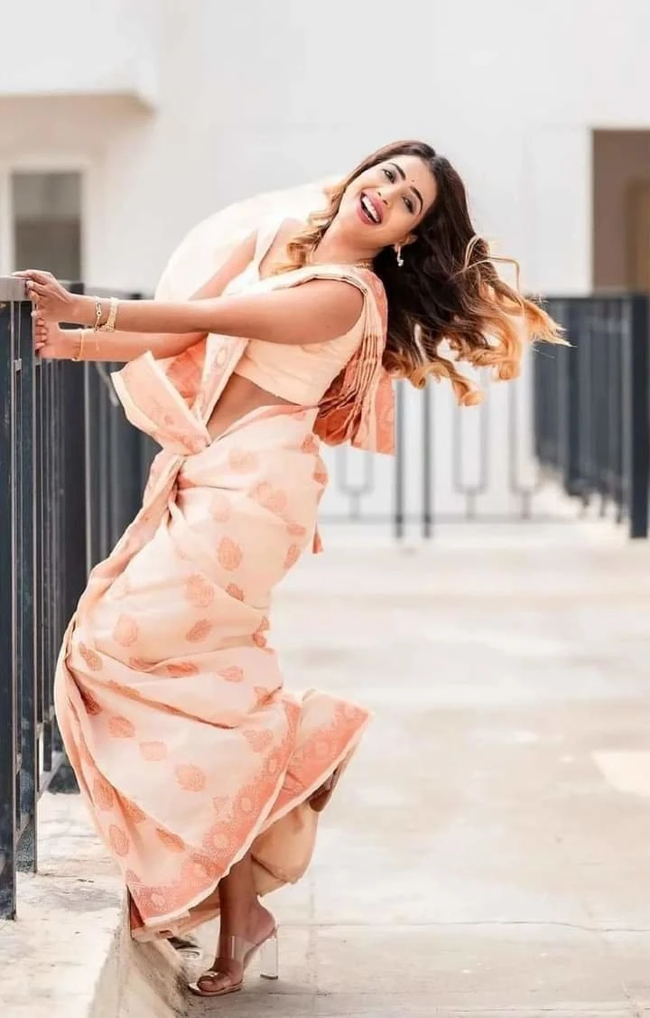 Indian Models in Five Star Hotels – Indian escort in Hyderabad — 3 / 5