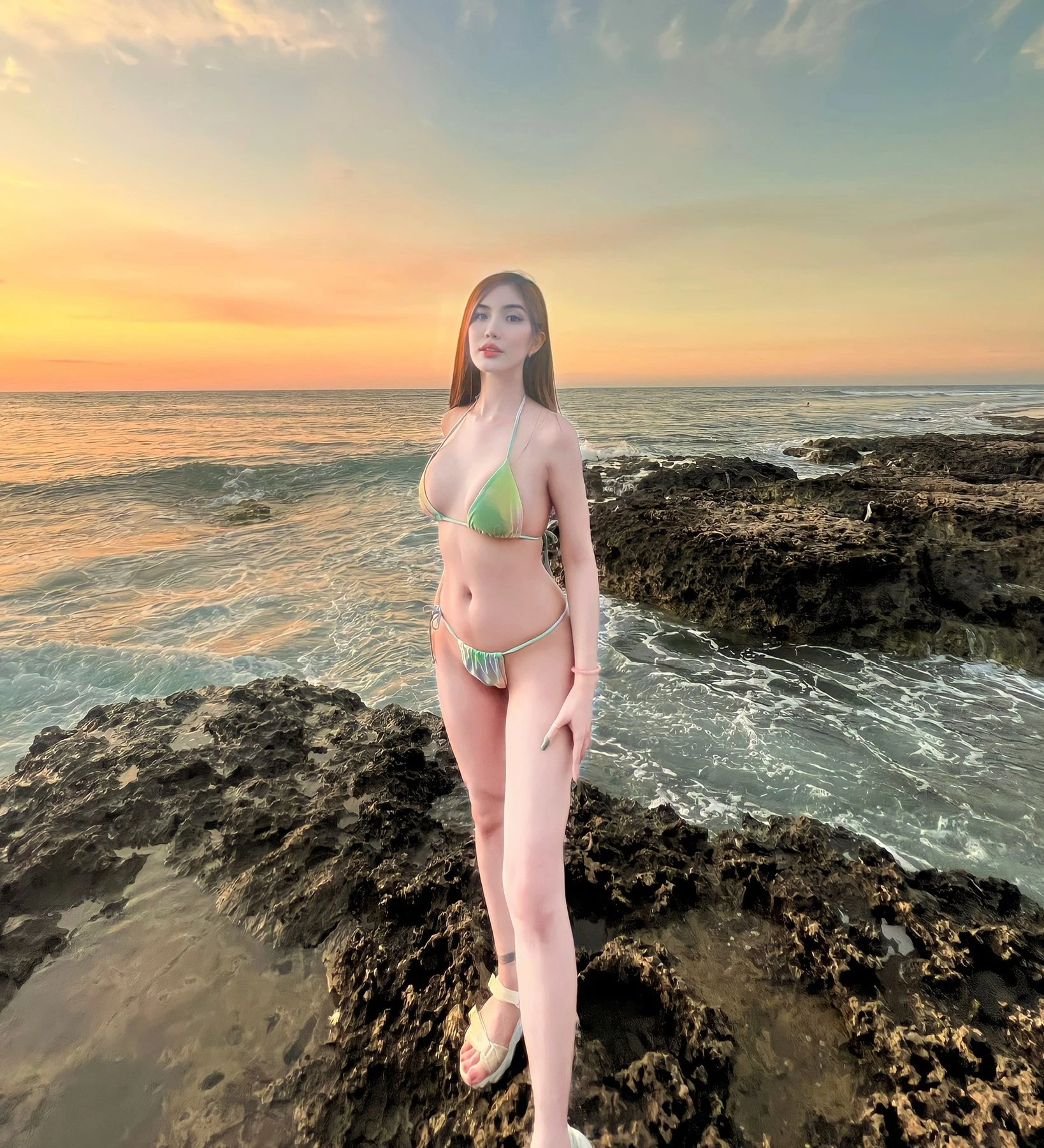 ANNE – Japanese escort in Macao — 17 / 27