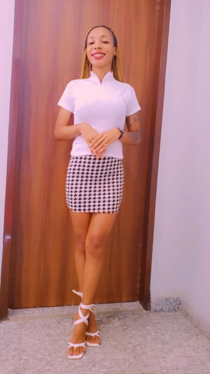 Tiara – Rwandan escort in Gurgaon — 5 / 6