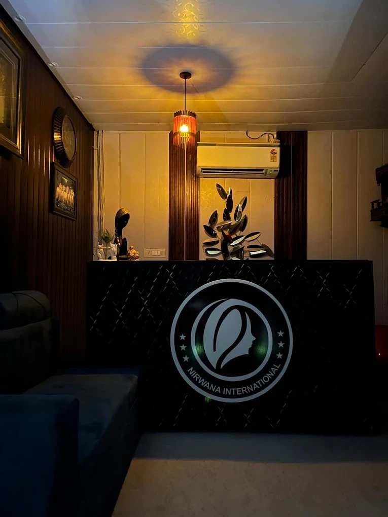 Nirwana Wellness Spa – Indian masseuse in New Delhi — 1 / 7