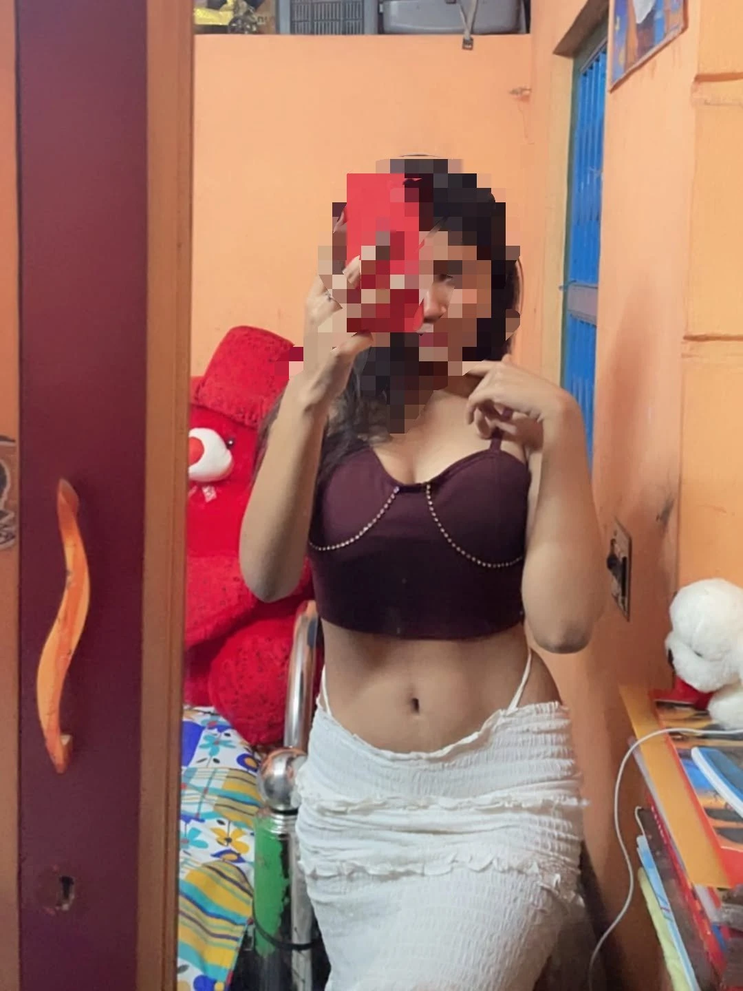 Senuri Gfe – Sri Lankan escort in Colombo — 8 / 9