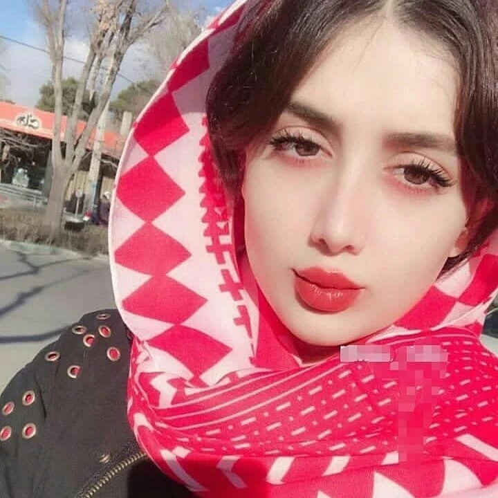 Miss Zainab – Pakistani escort in Lahore — 8 / 11