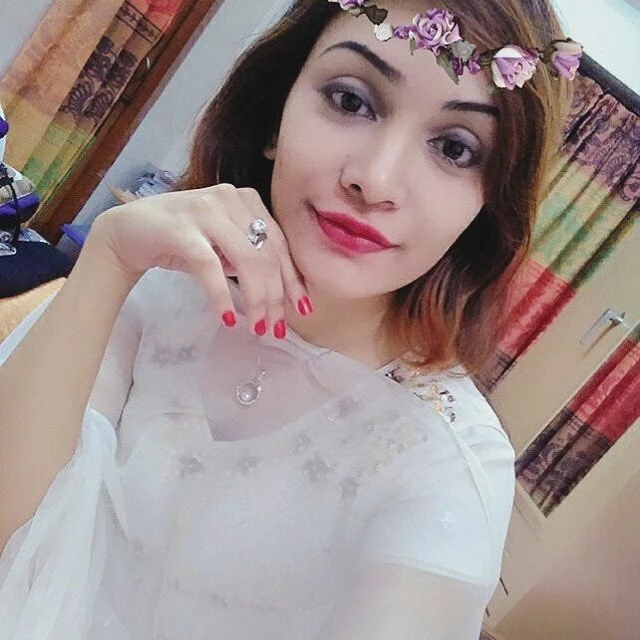 Pari – Pakistani escort in Islamabad — 5 / 11