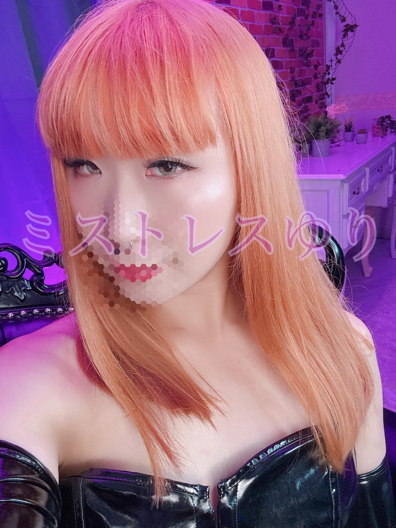 Mistress Yuri – Japanese dominatrix in Hong Kong — 2 / 3