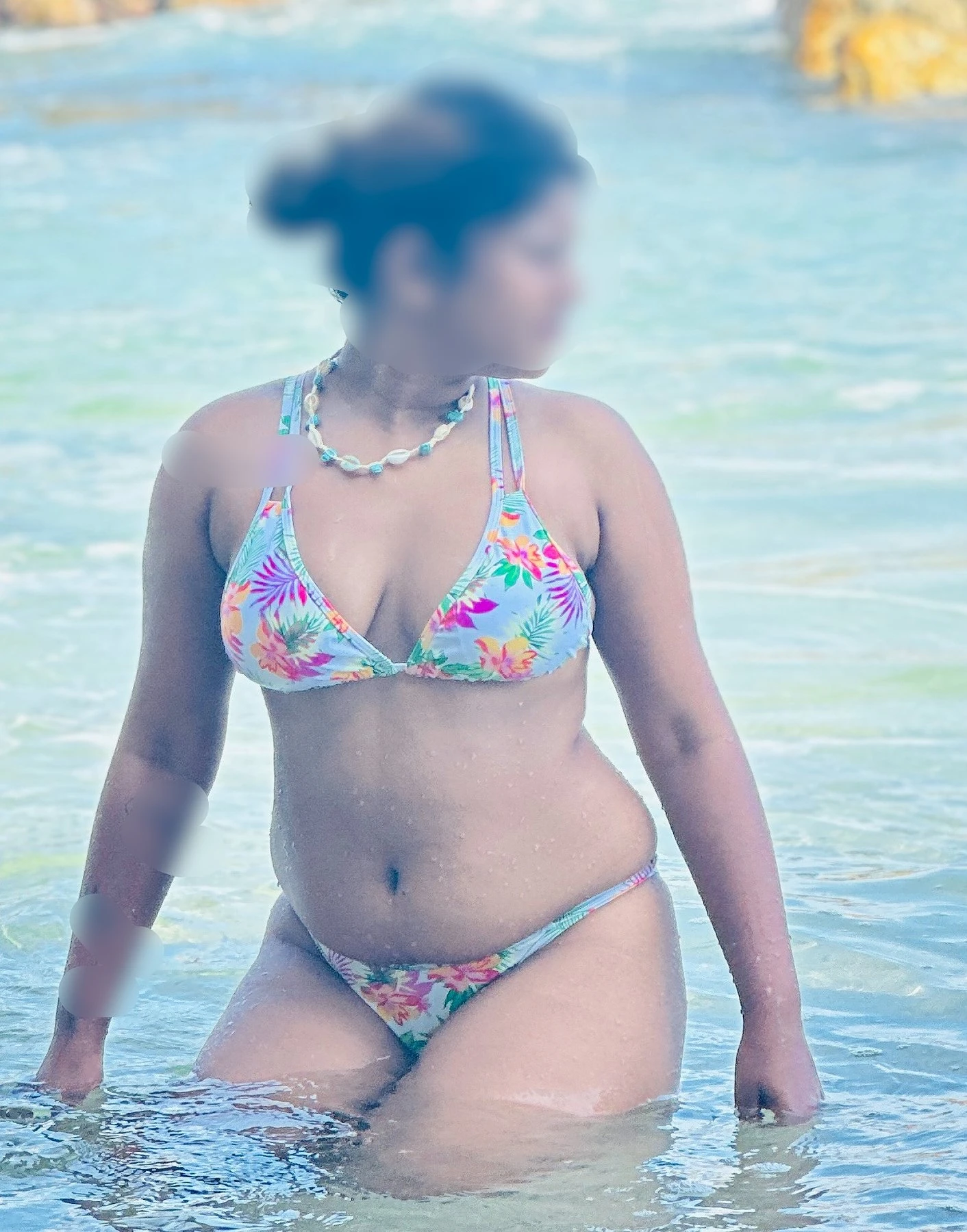 Shenaya young petty Girl – Sri Lankan escort in Colombo — 24 / 27